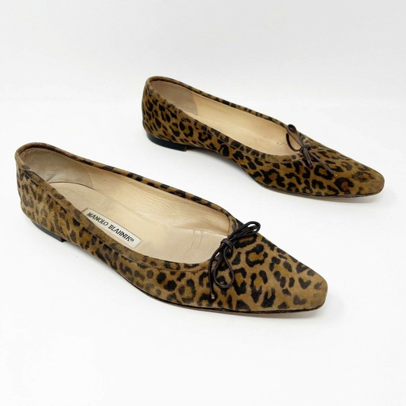 MANOLO BLAHNIK Slip On Leopard Suede Flats - Picture 2 of 9